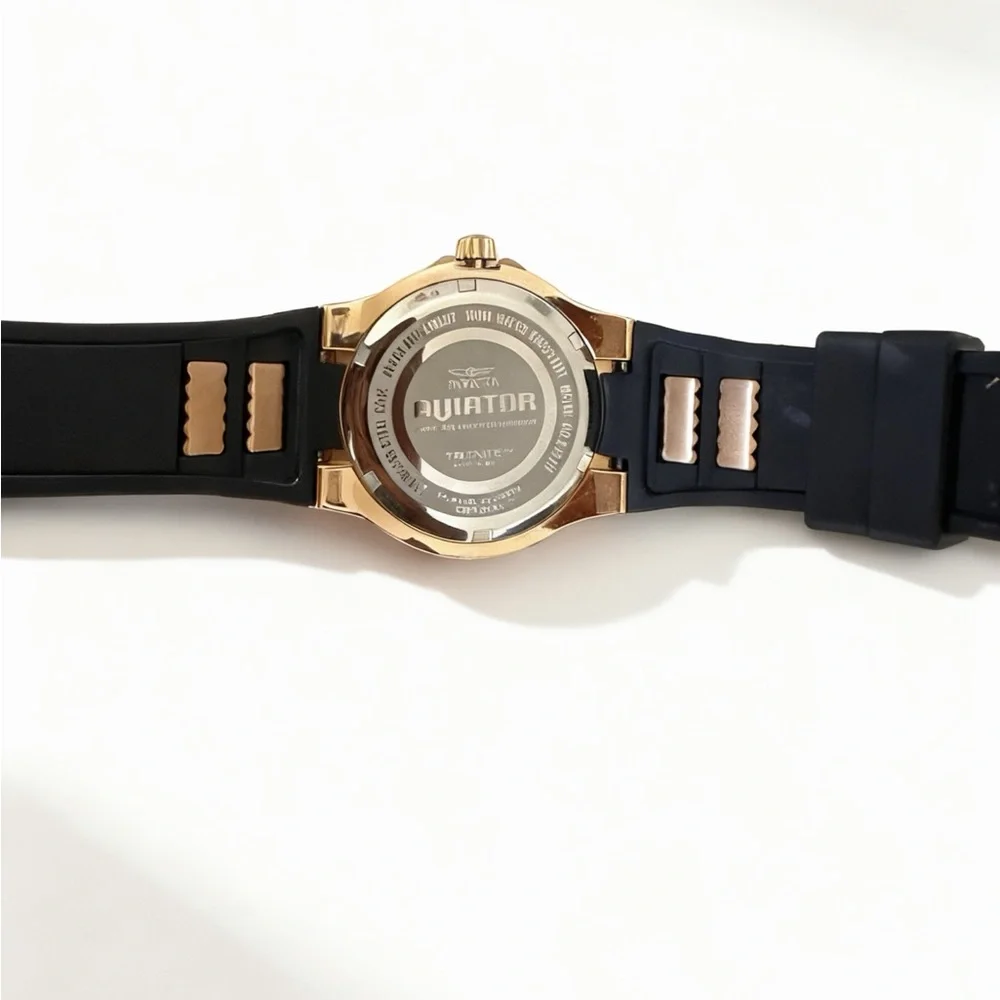 Invicta Aviator Black and Gold Tone Watch - 100M - Picture 3 of 8